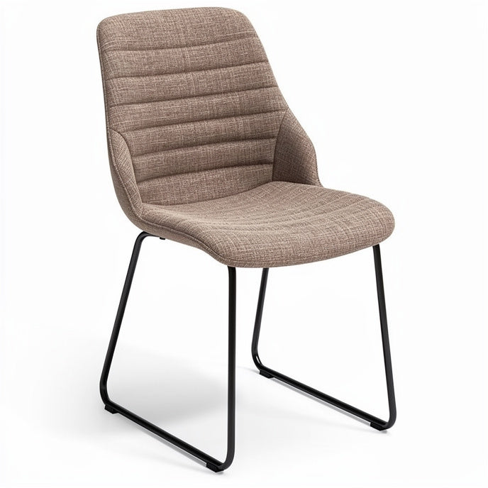 **Moderne eetstoel met stoffen bekleding en metalen frame**